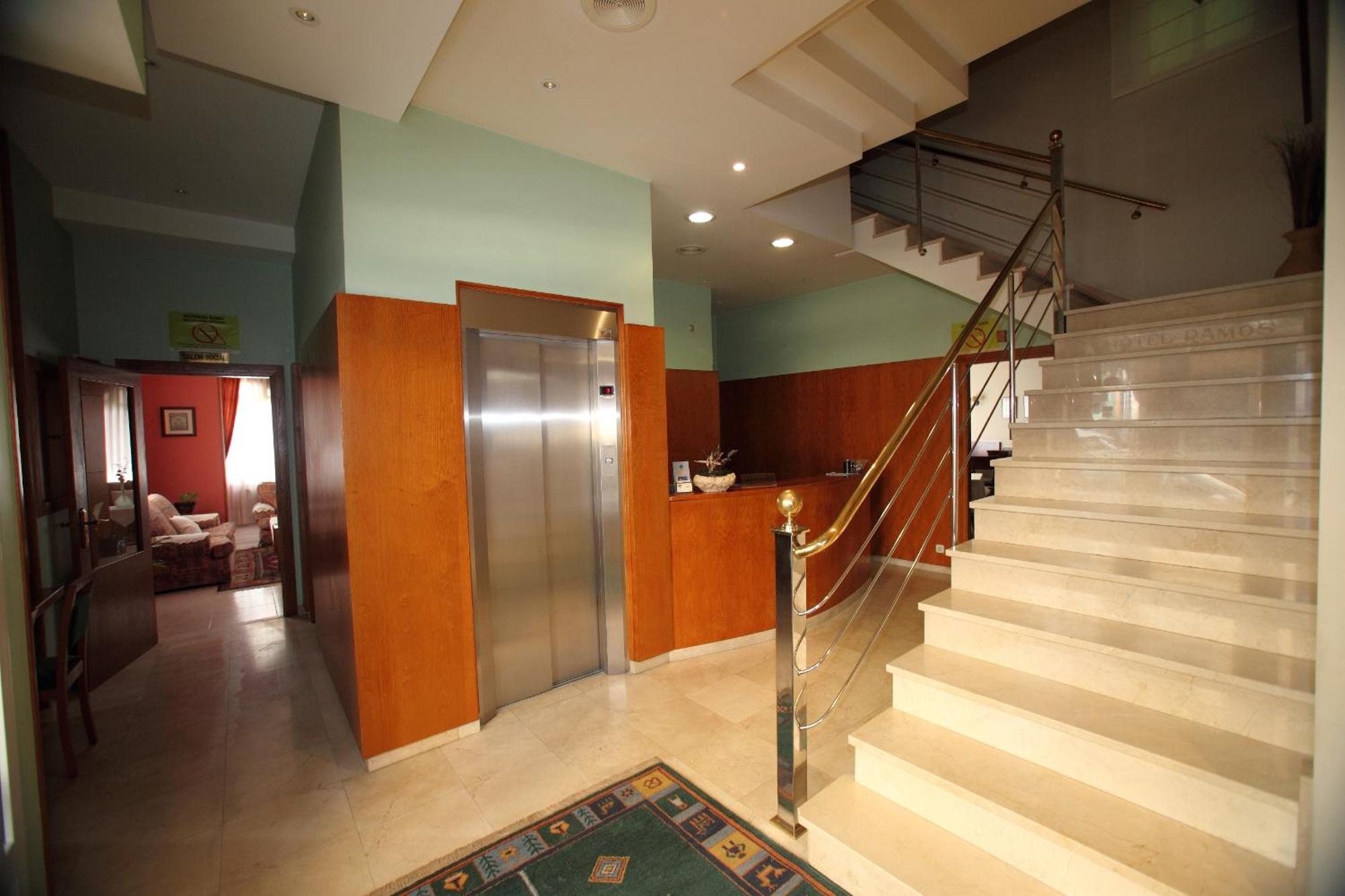 Hotel Ramos Silleda Ngoại thất bức ảnh